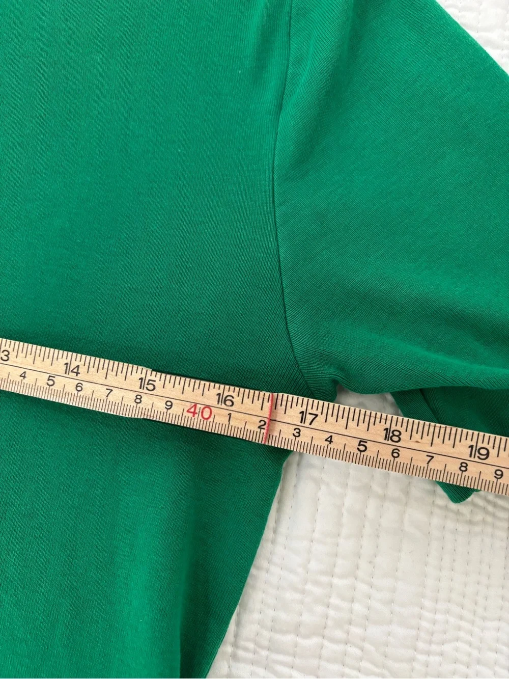 J. Crew Short Sleeve Green Crewneck Tee Medium